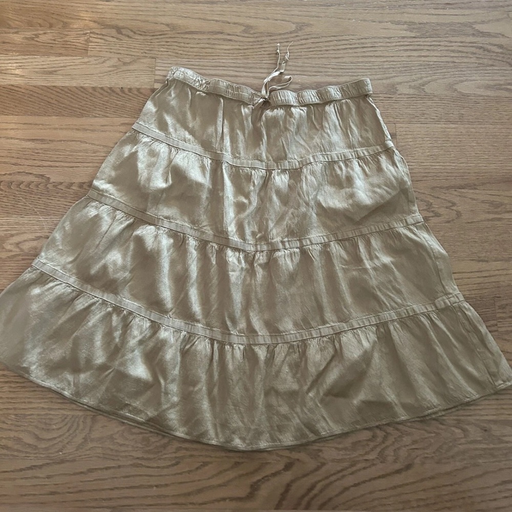 Women's American Eagle Gold Skirt Size 6 Unique & Cute